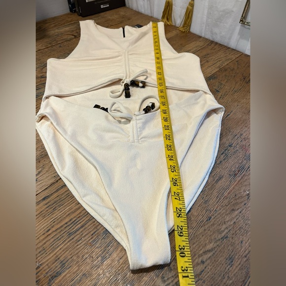 ❣️SAME LOS ANGELES Cream One-Piece Swimsuit - Size XXL - Picture 11 of 11